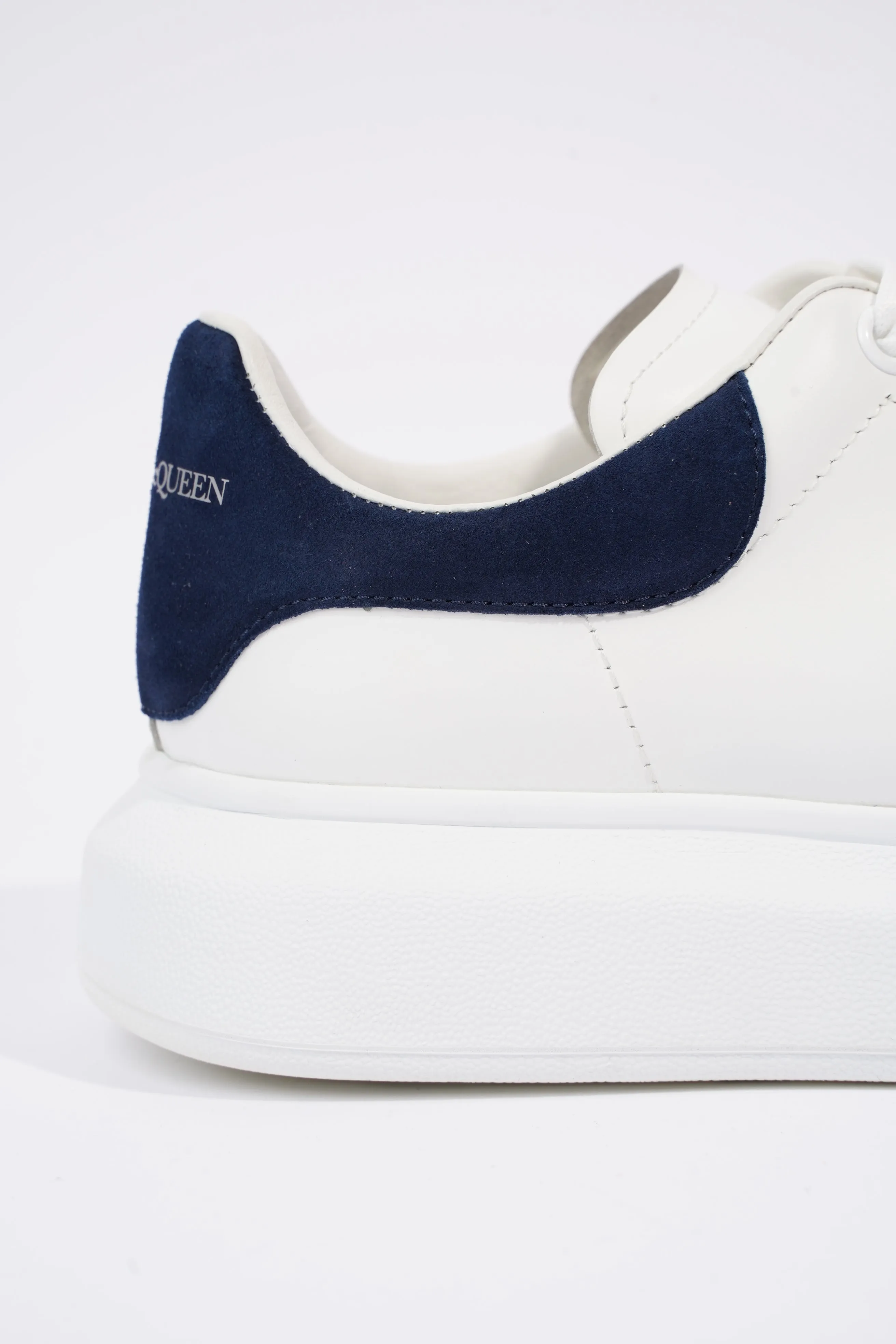 Alexander McQueen Womens Oversized Sneaker Navy Tab EU 39 / UK 6