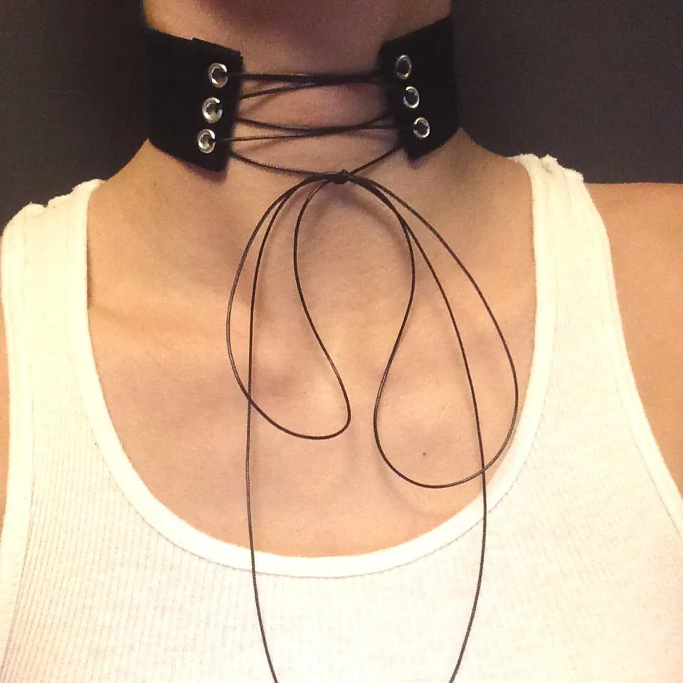 Annika Lace Up Choker