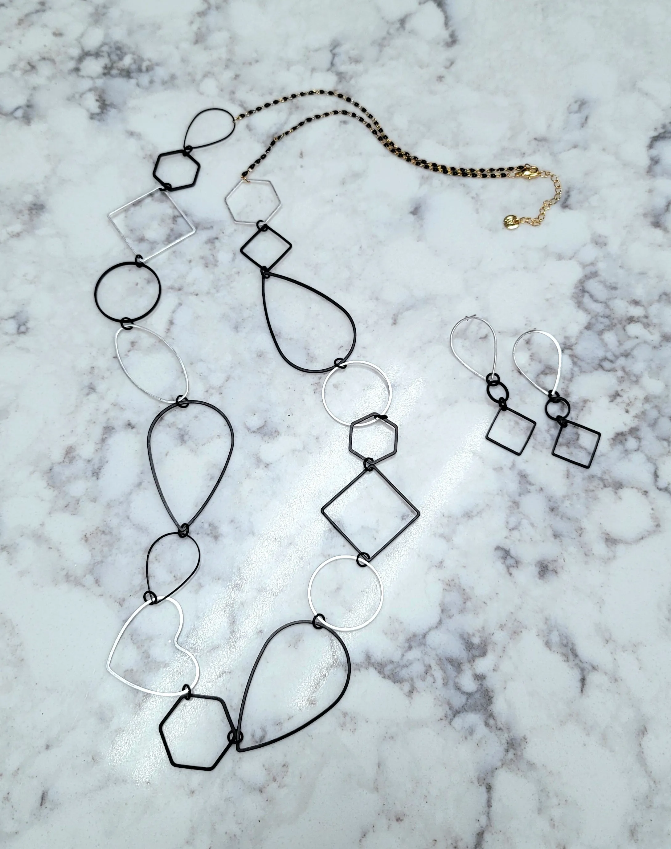 Black Shapely Necklace