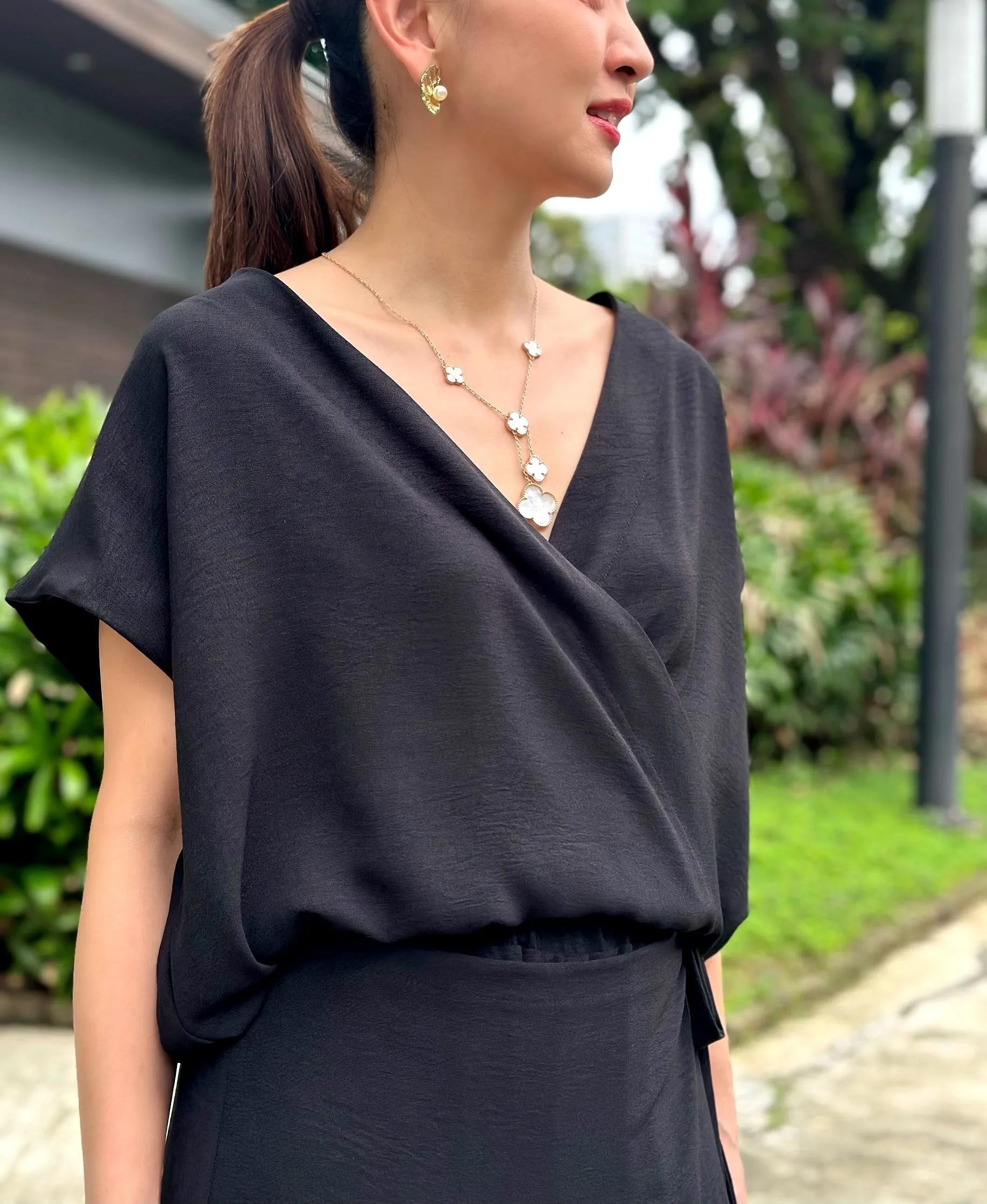 Magnolia Set in Black