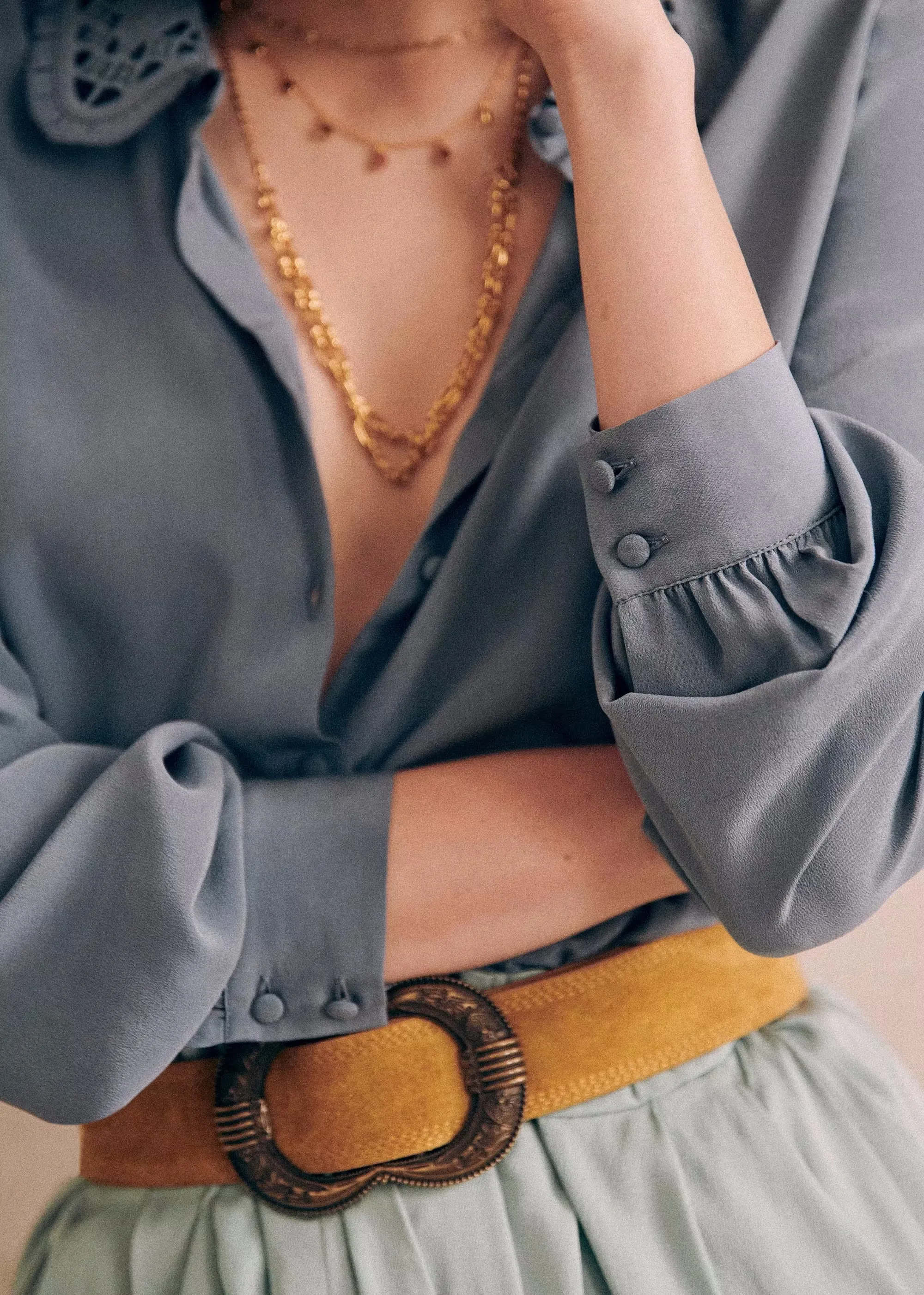 Nonothing |Luxurious silk shirt with embroidery on the collar ( 4 colors )